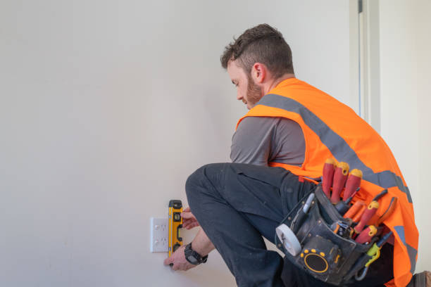 Best Affordable Emergency Electrician  in Winona, MN